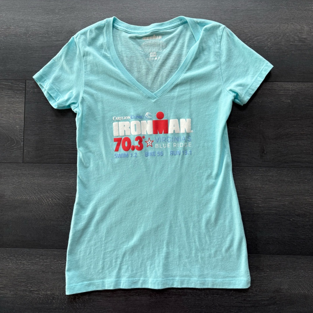 IRONMAN 🏊‍♀️ 🚲 🏃‍♀️Women's Light V-Neck Tee Workout Top Virginia Blue Ridge